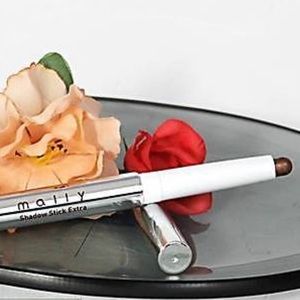 Mally beauty shadow stick
